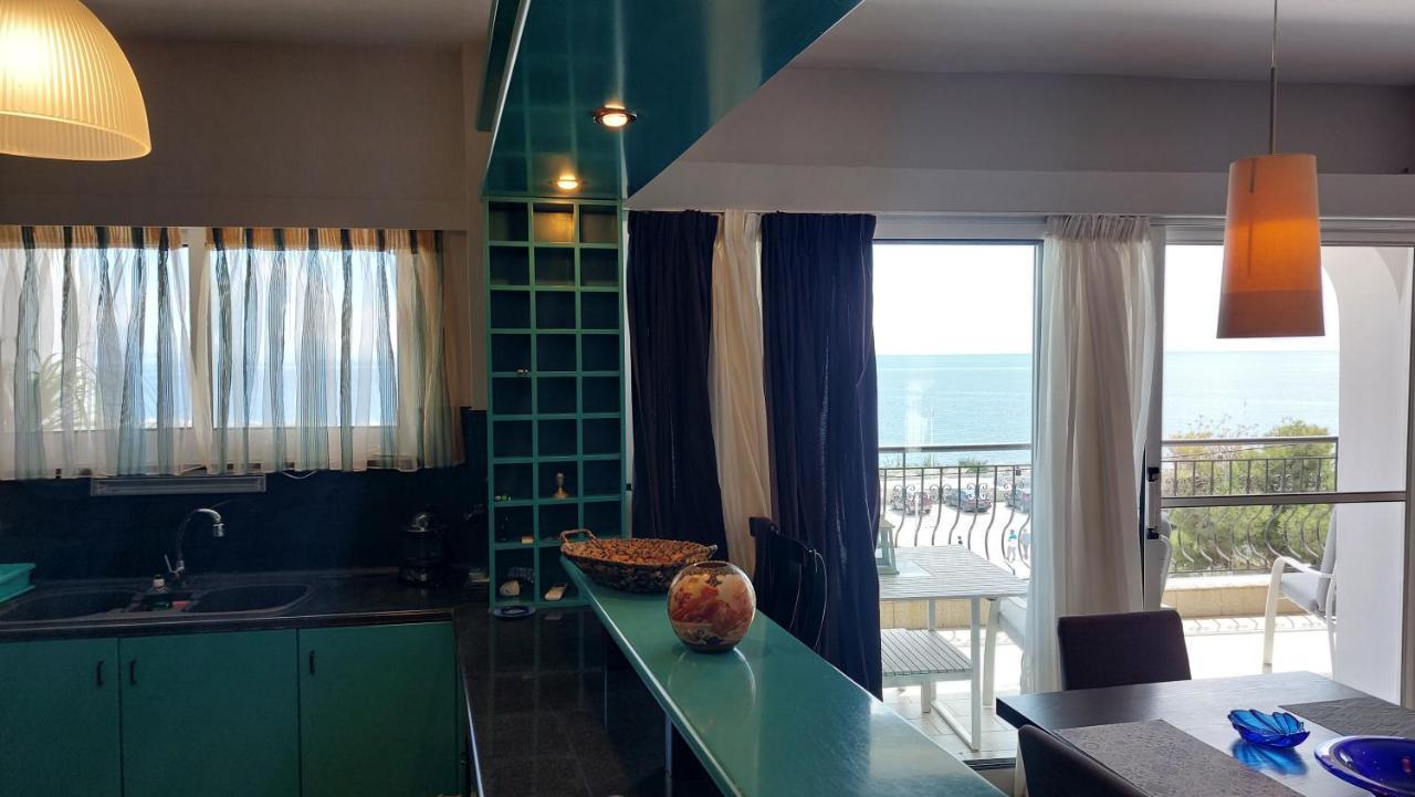 Vicky'S Place Artemida  Ngoại thất bức ảnh